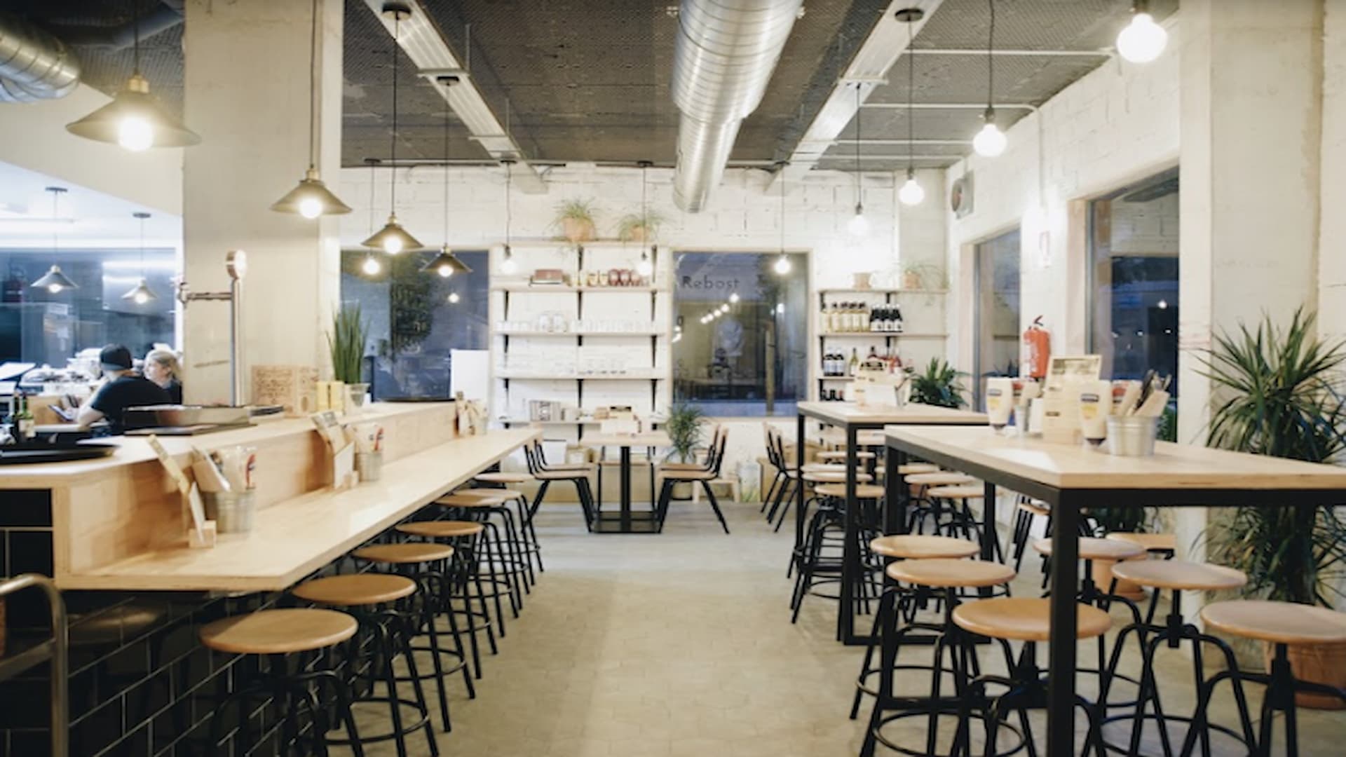 Raimundo Burger Raimundo Clar TraveltoZero